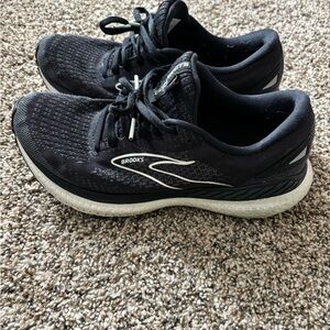 Brooks Glycerin GTS 19- women’s gym shoes